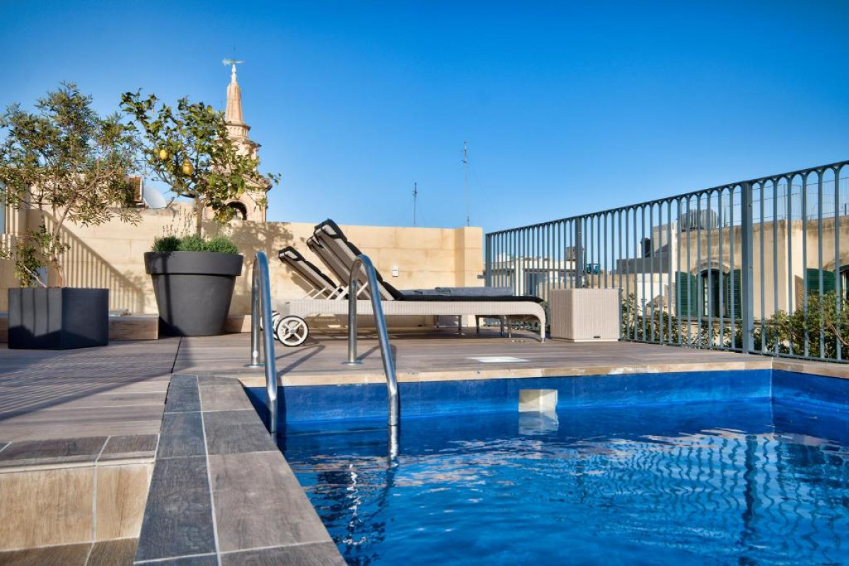 66 Saint Paul's & Spa