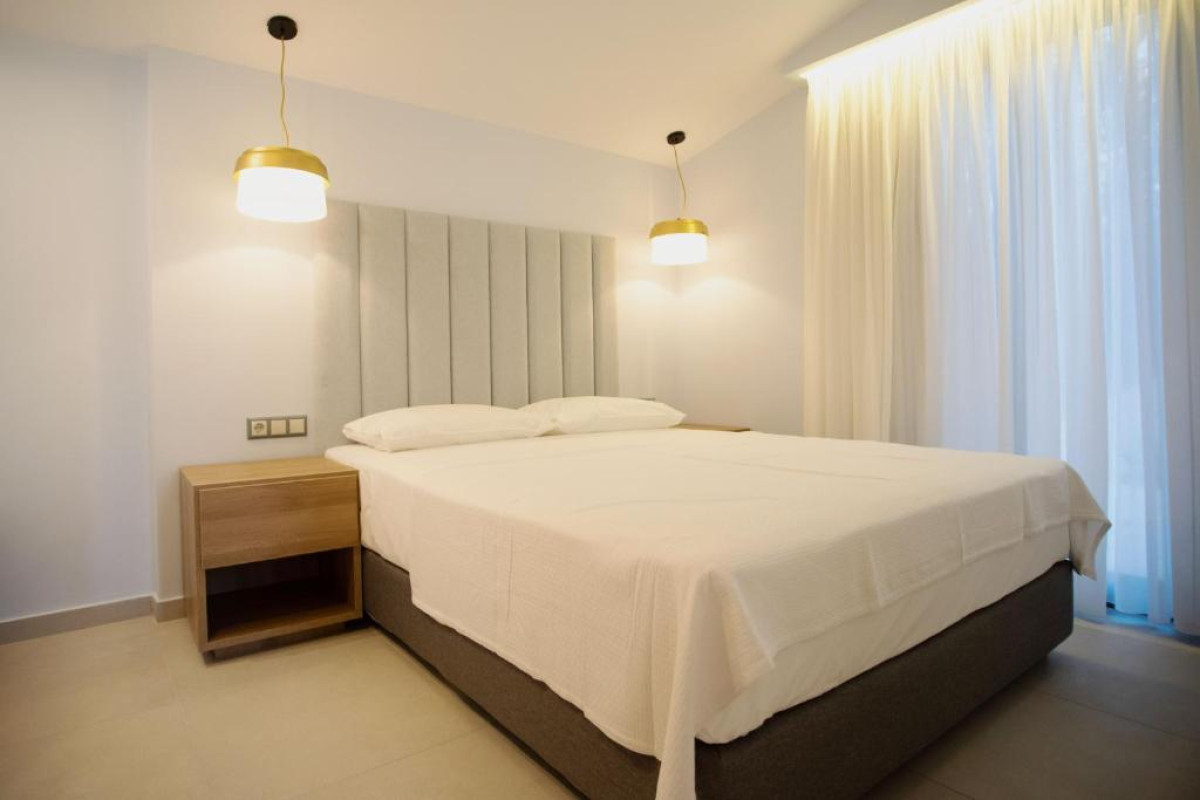 8 Boutique Hotel (Potidea)