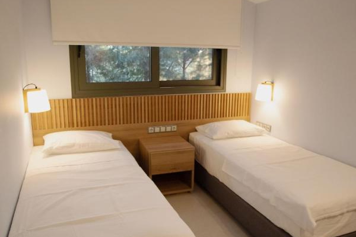 8 Boutique Suites