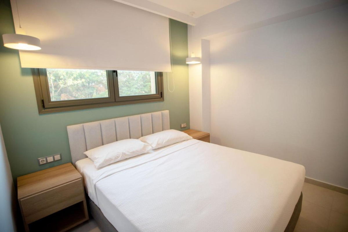 8 Boutique Suites