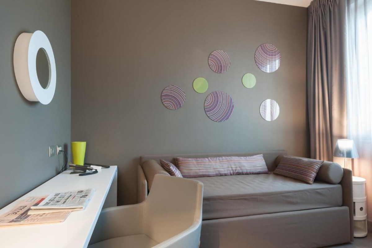 8piuhotel
