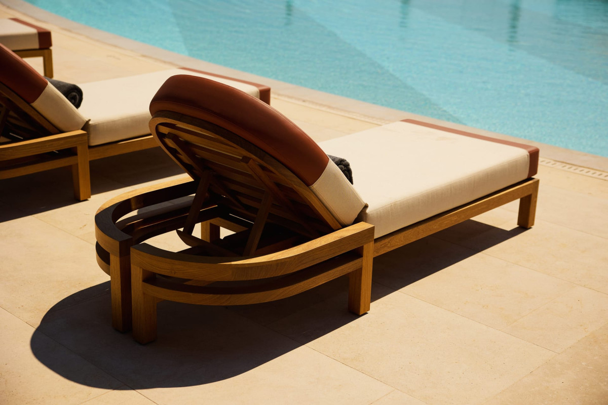 91 Athens Riviera