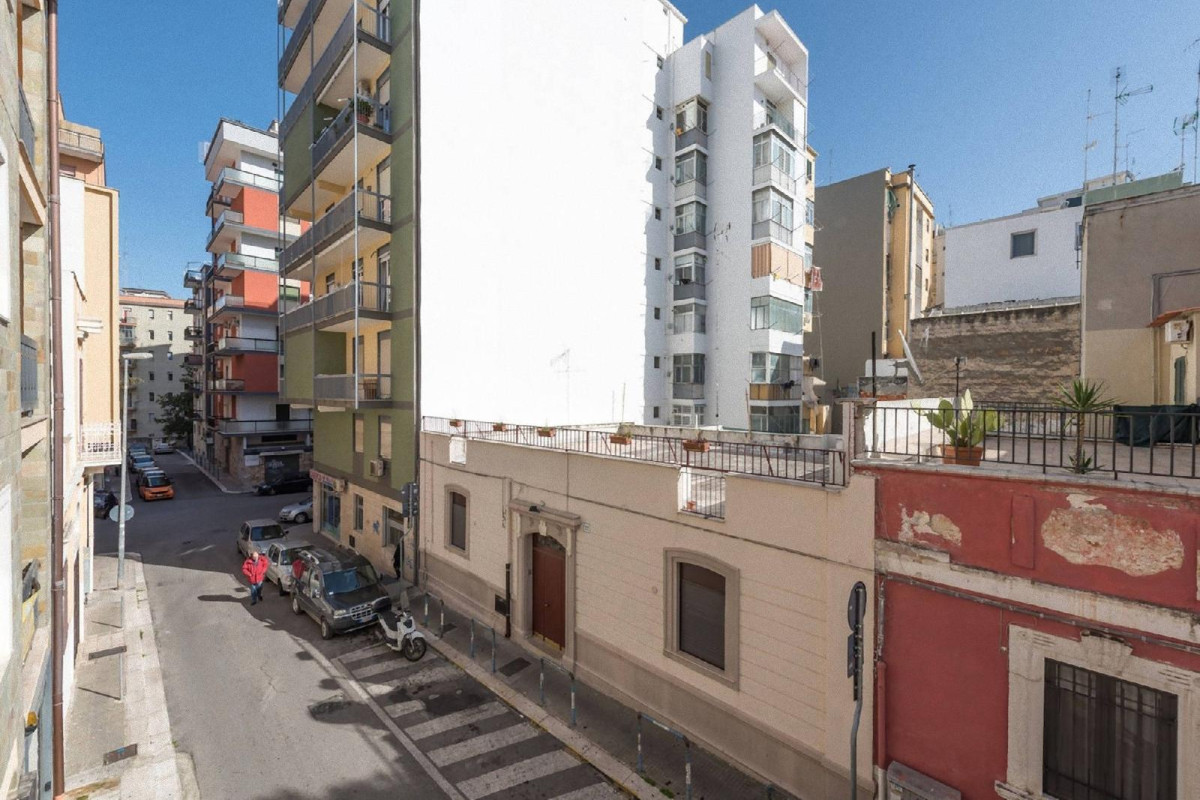 A DUE PASSI DAL CENTRO