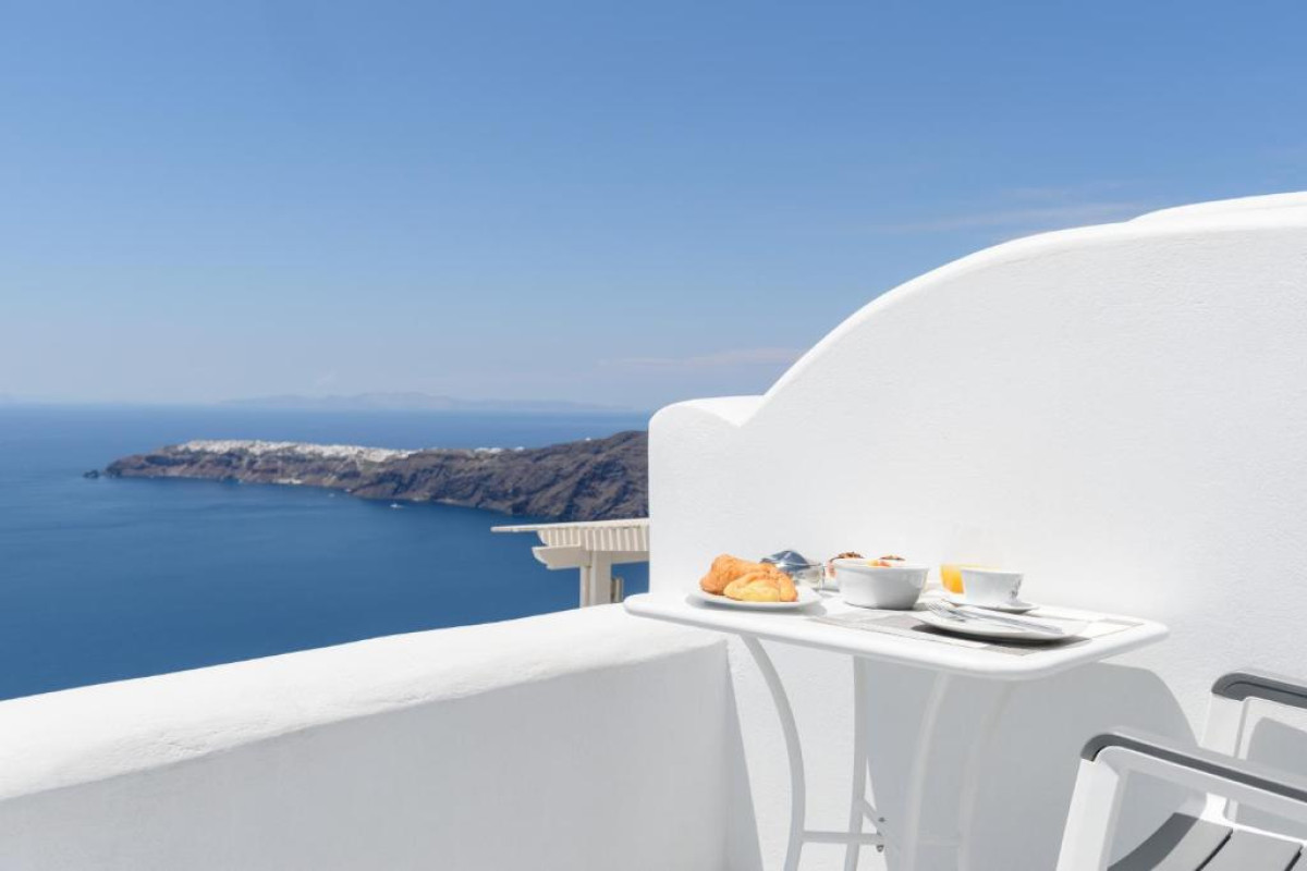 Abyssanto Suites & Spa by Apolafsi
