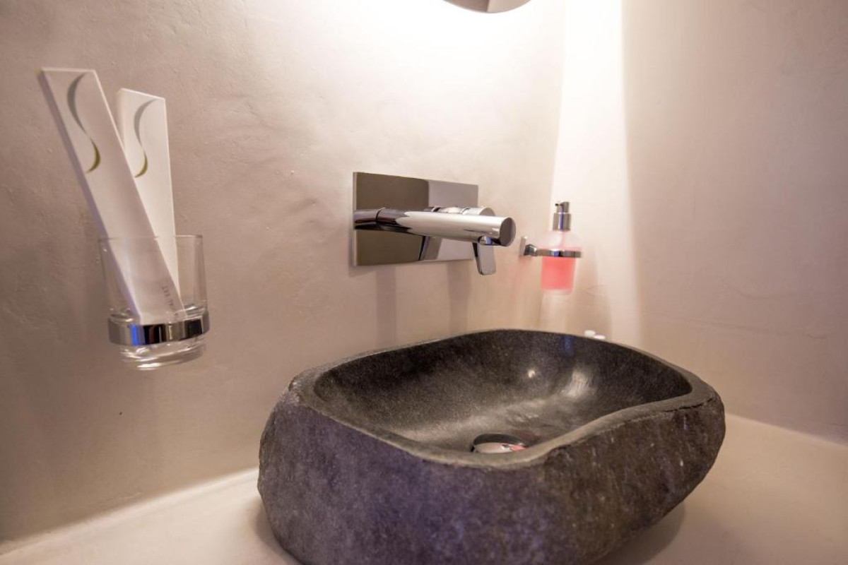 Abyssanto Suites & Spa by Apolafsi