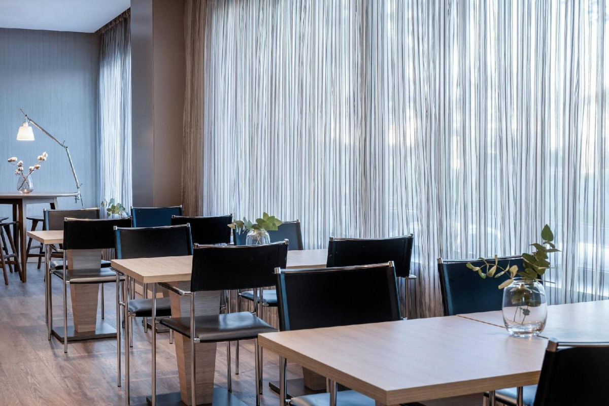 Ac Hotel Huelva By Marriott
