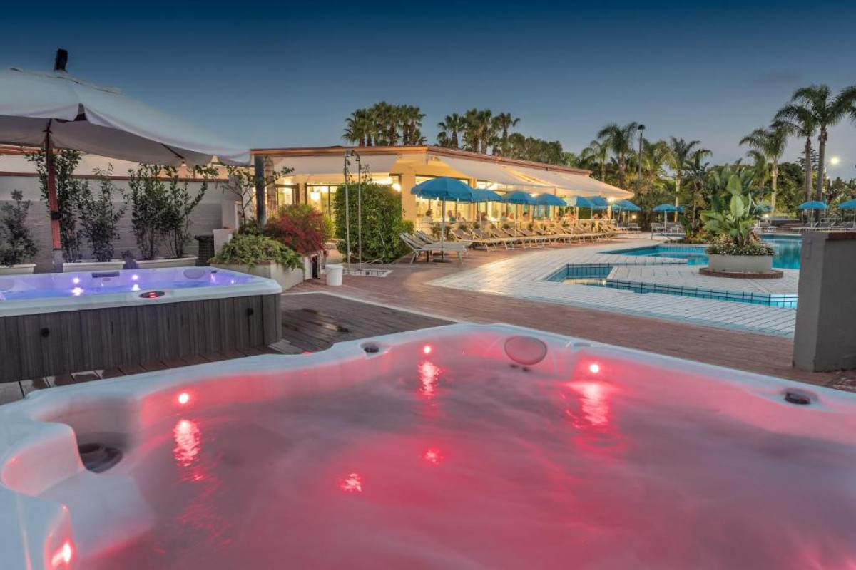 Acacia Marina