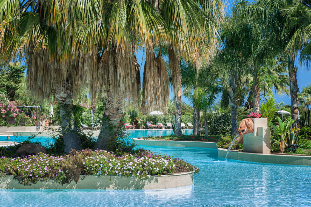 MCLUB ACACIA RESORT