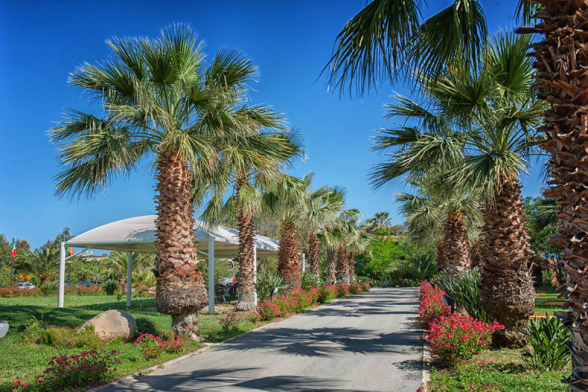 MCLUB ACACIA RESORT