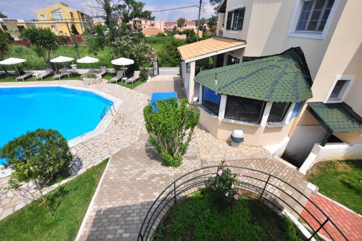 Acharavi Garden Hotel