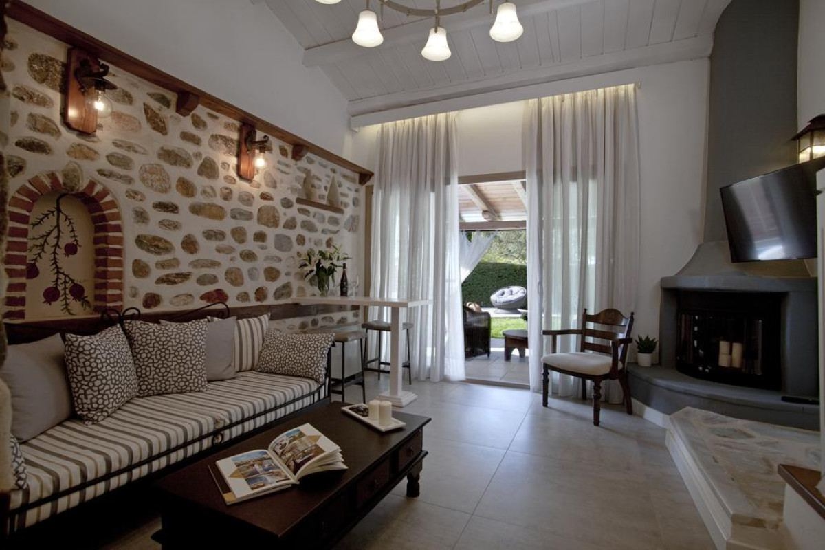 Acrotel Athena Residence