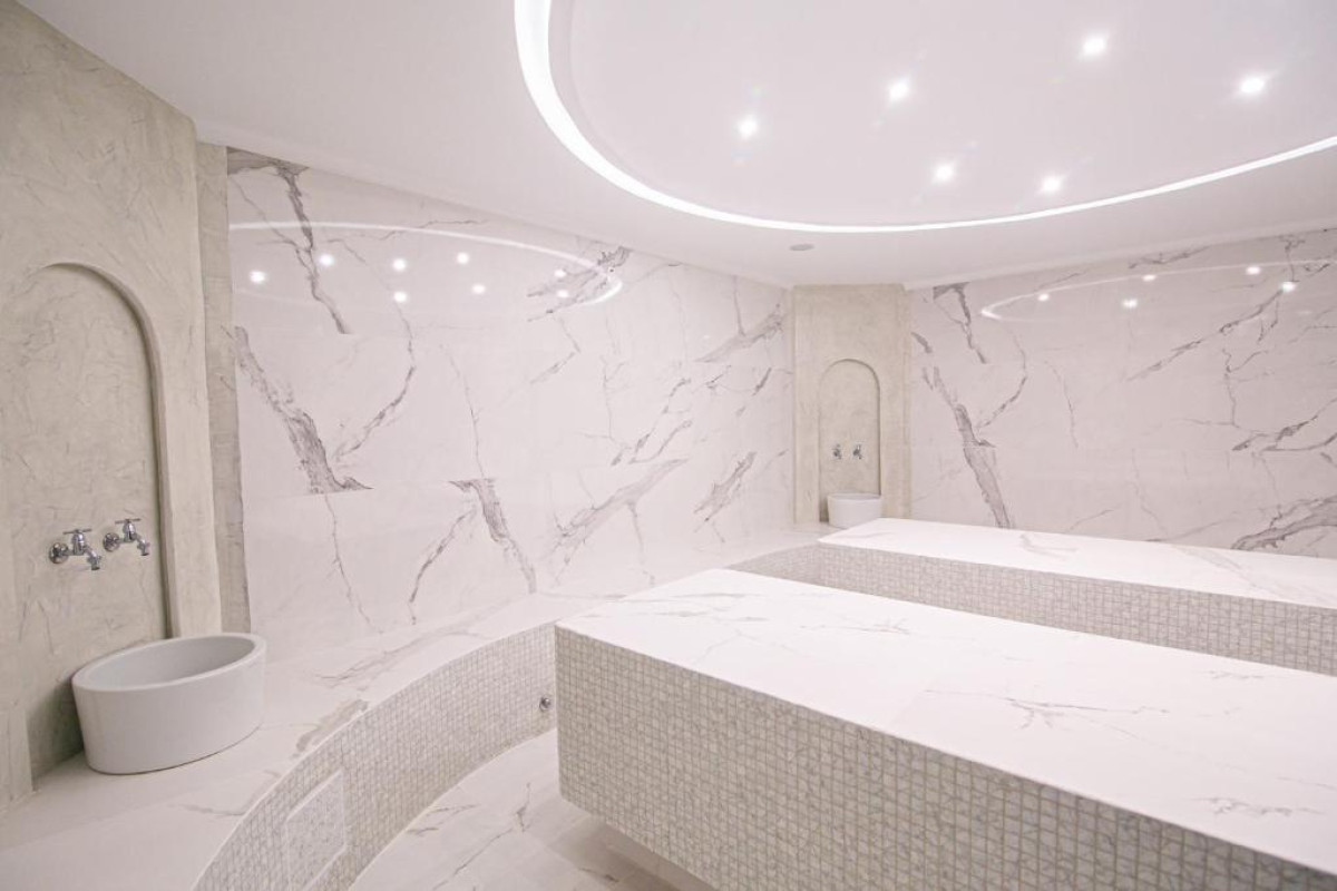 Acroterra Rosa Hotel & Spa