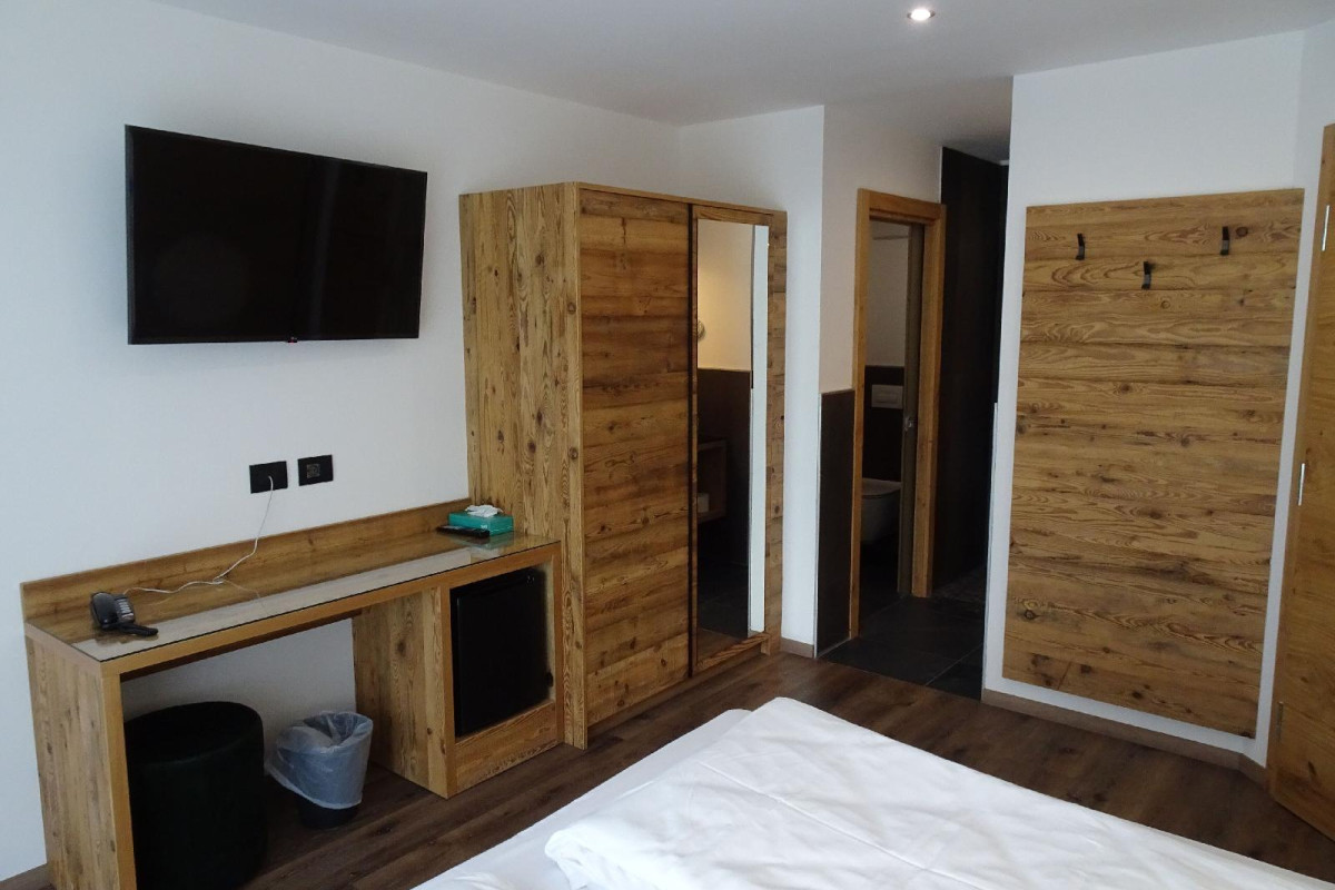 Active Alm Hotel