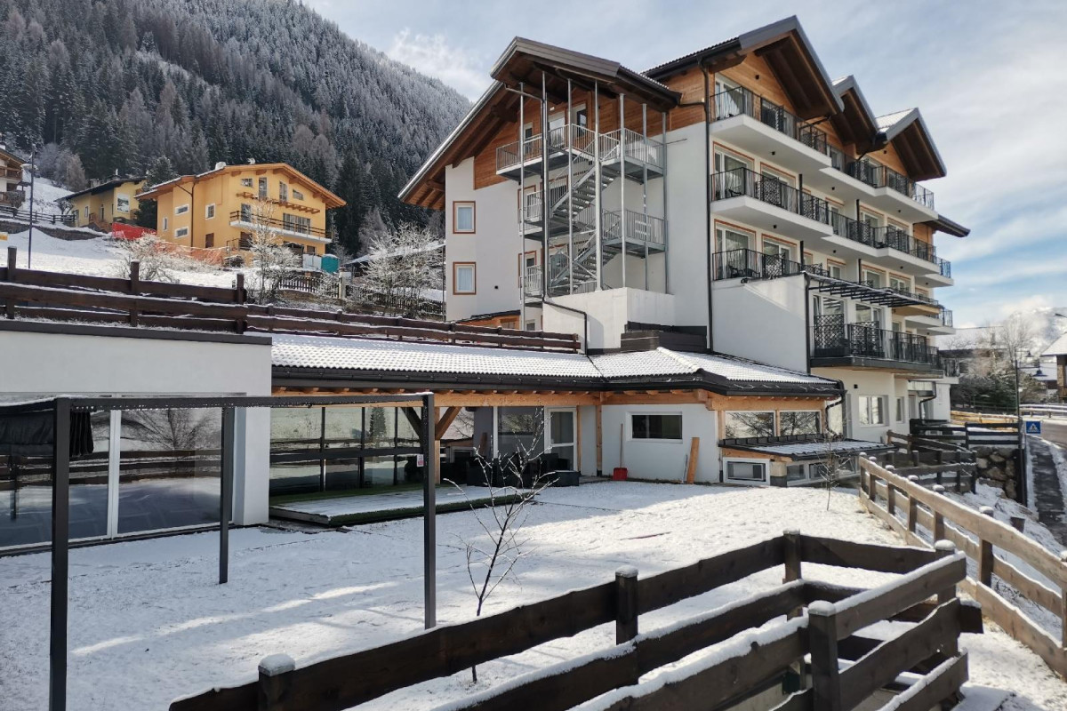 Active Alm Hotel