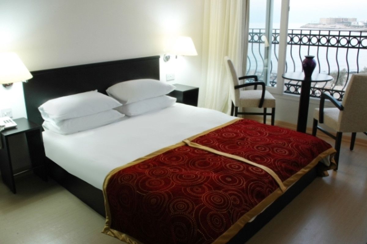 ADA BEACH HOTEL