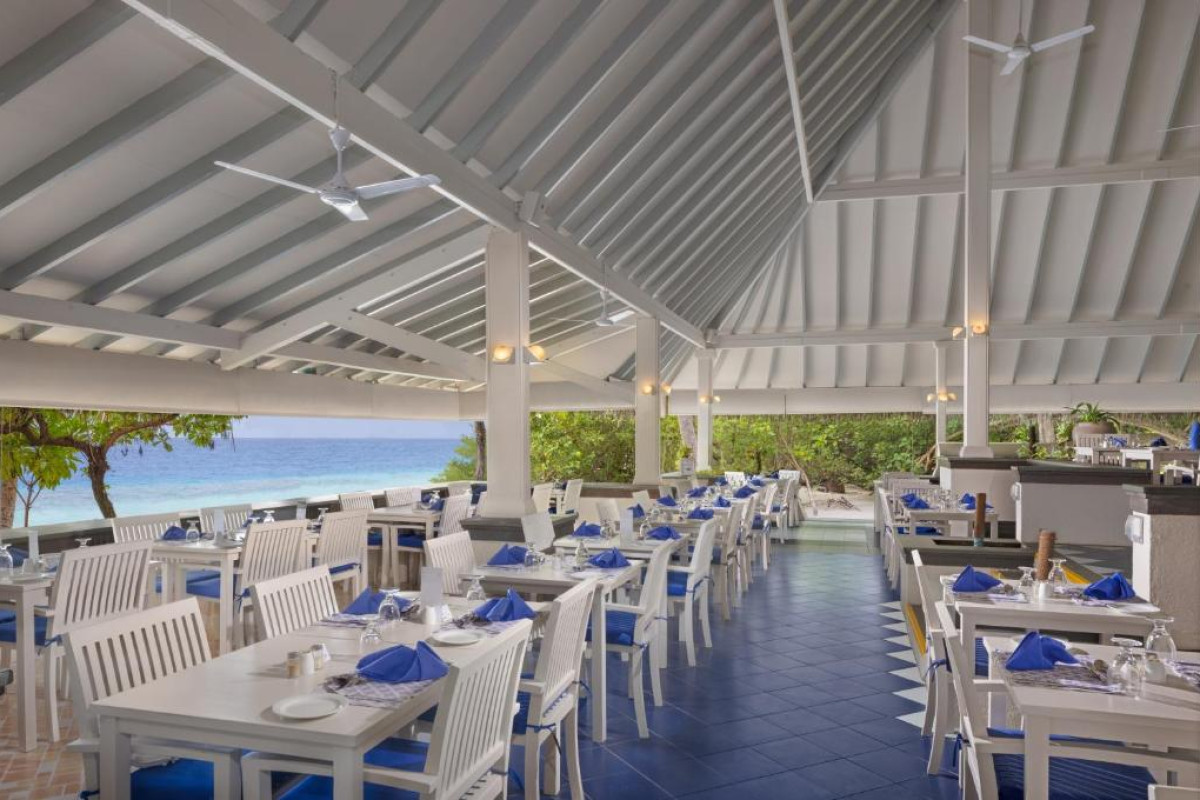 Adaaran Club Rannalhi Resort