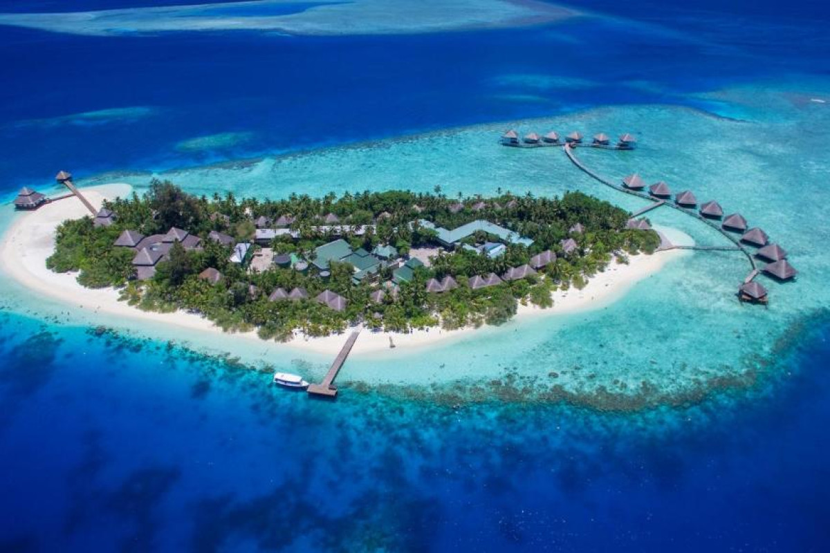 Adaaran Club Rannalhi Resort