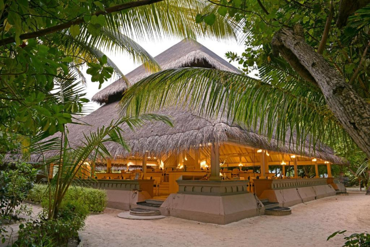 Adaaran Club Rannalhi Resort