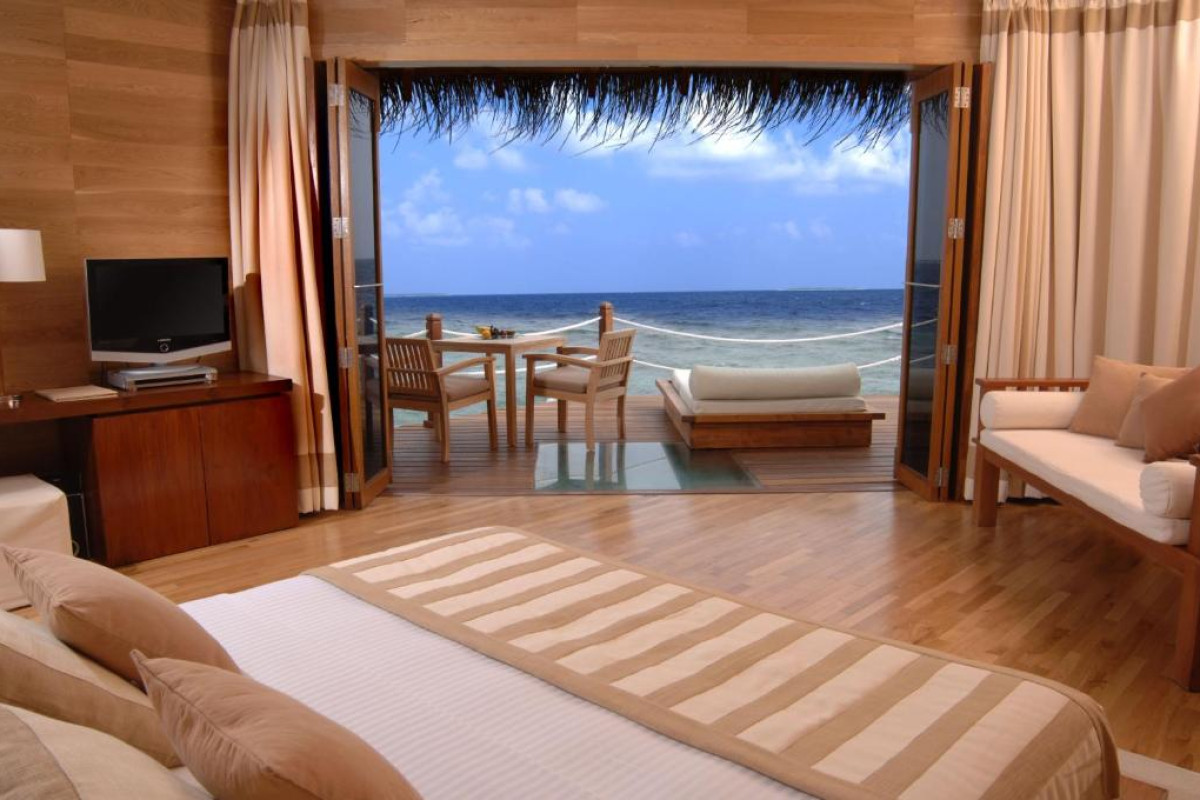 Adaaran Prestige Water Villas Resort