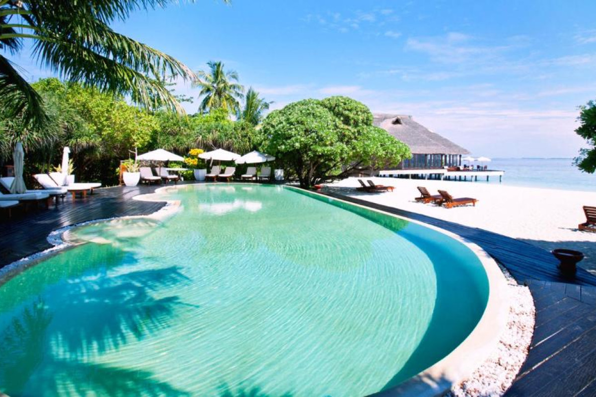 Adaaran Prestige Water Villas Resort