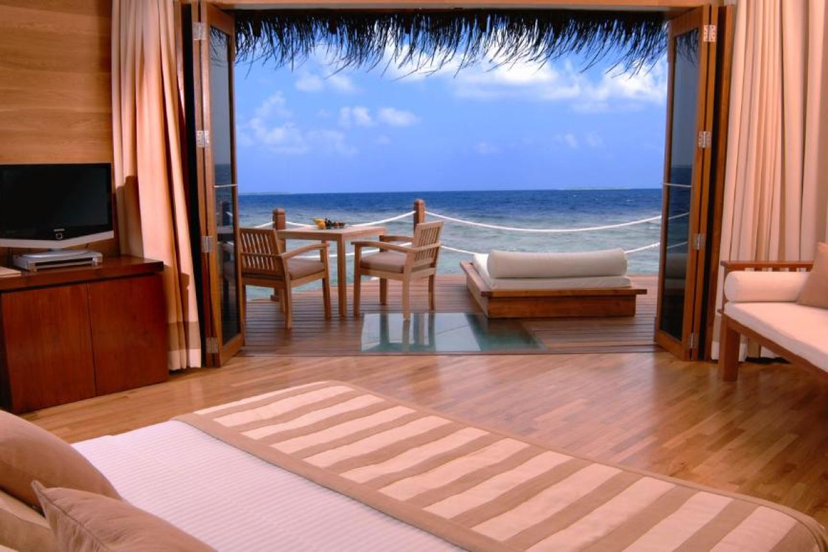 Adaaran Prestige Water Villas Resort