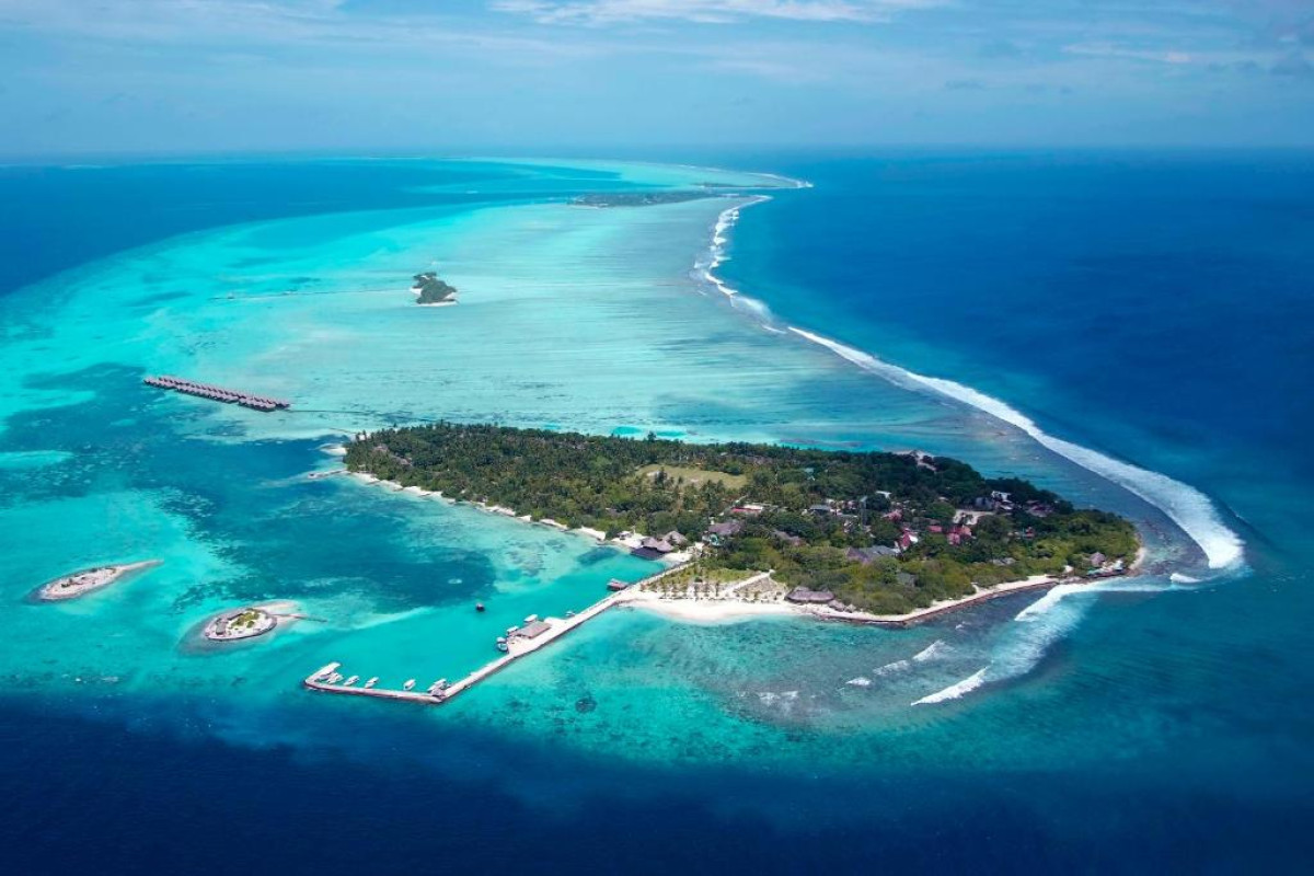 Adaaran Select Hudhuran Fushi Resort