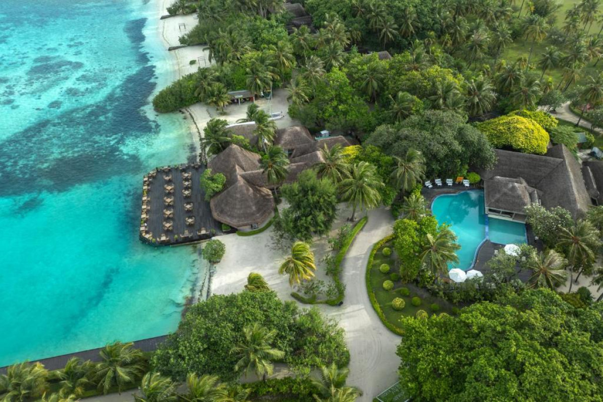 Adaaran Select Hudhuran Fushi Resort