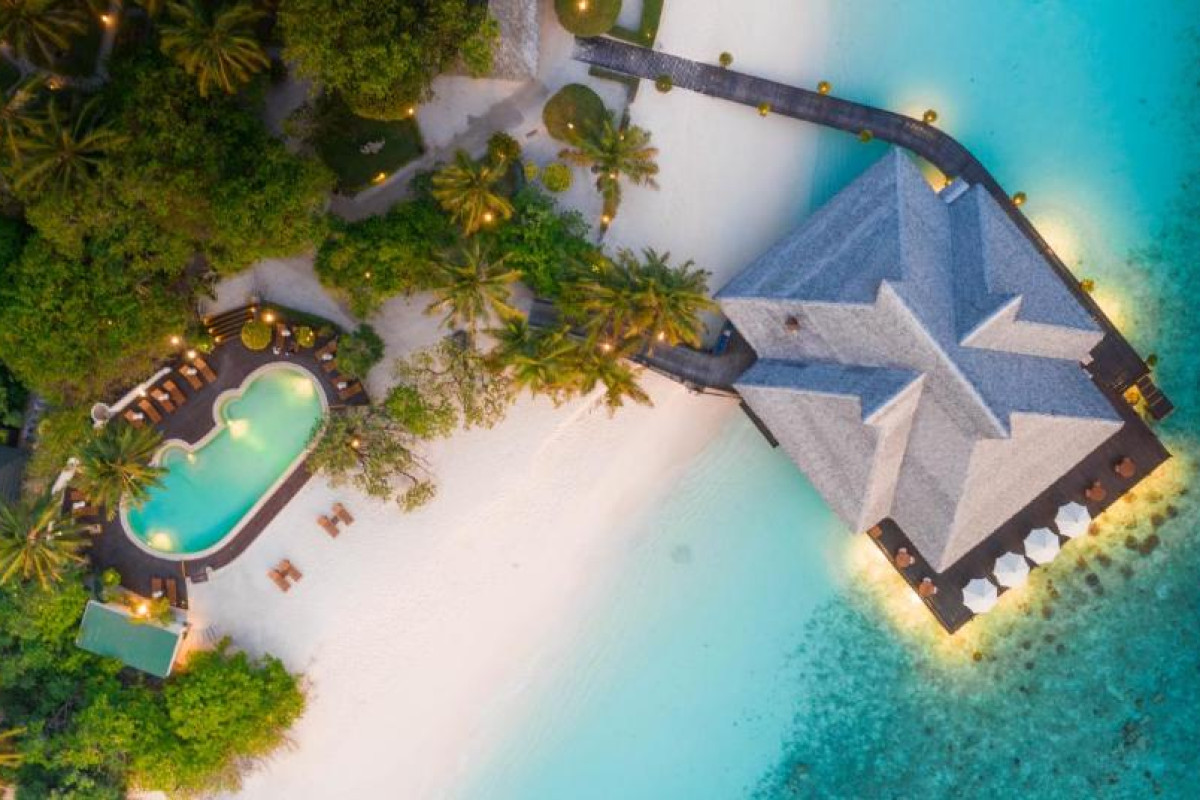 Adaaran Select Meedhupparu Resort