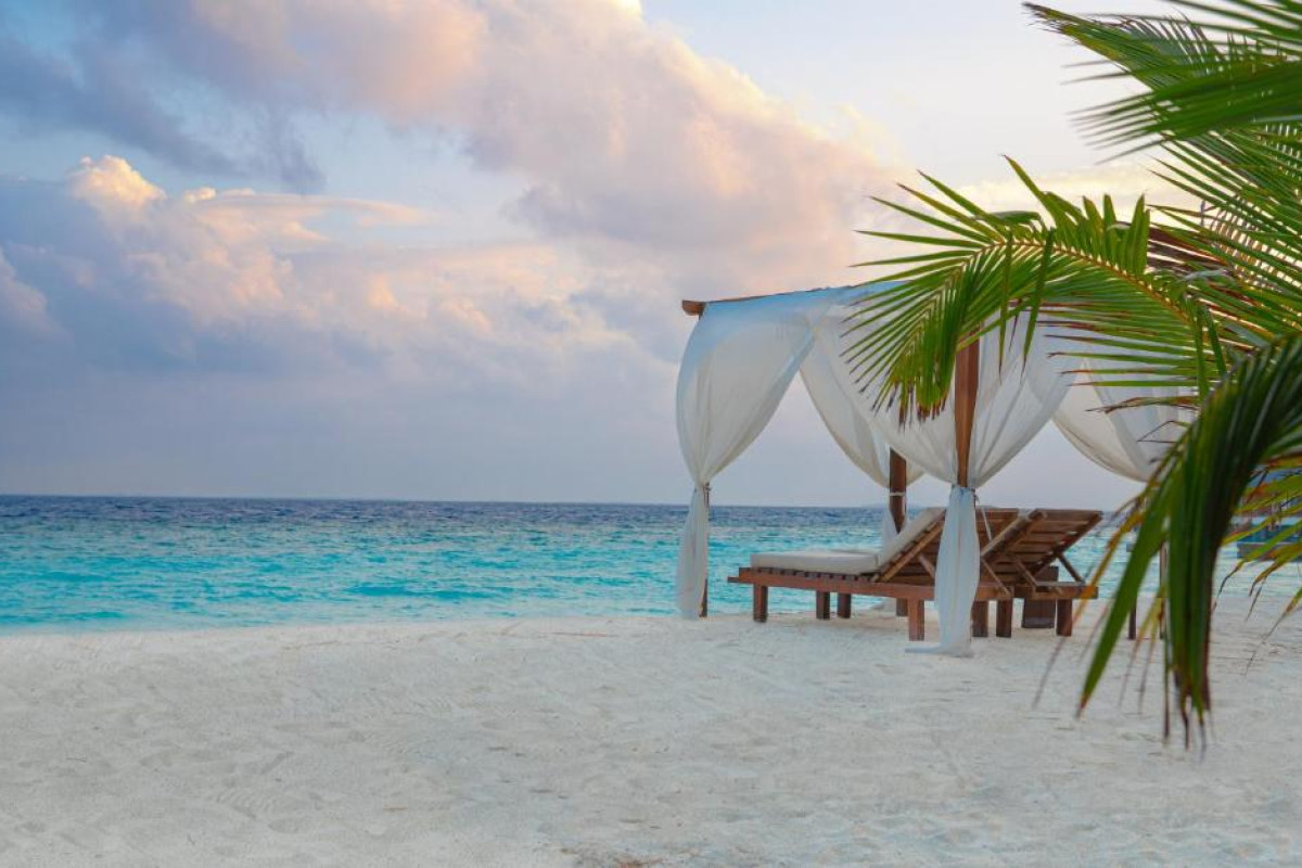 Adaaran Select Meedhupparu Resort