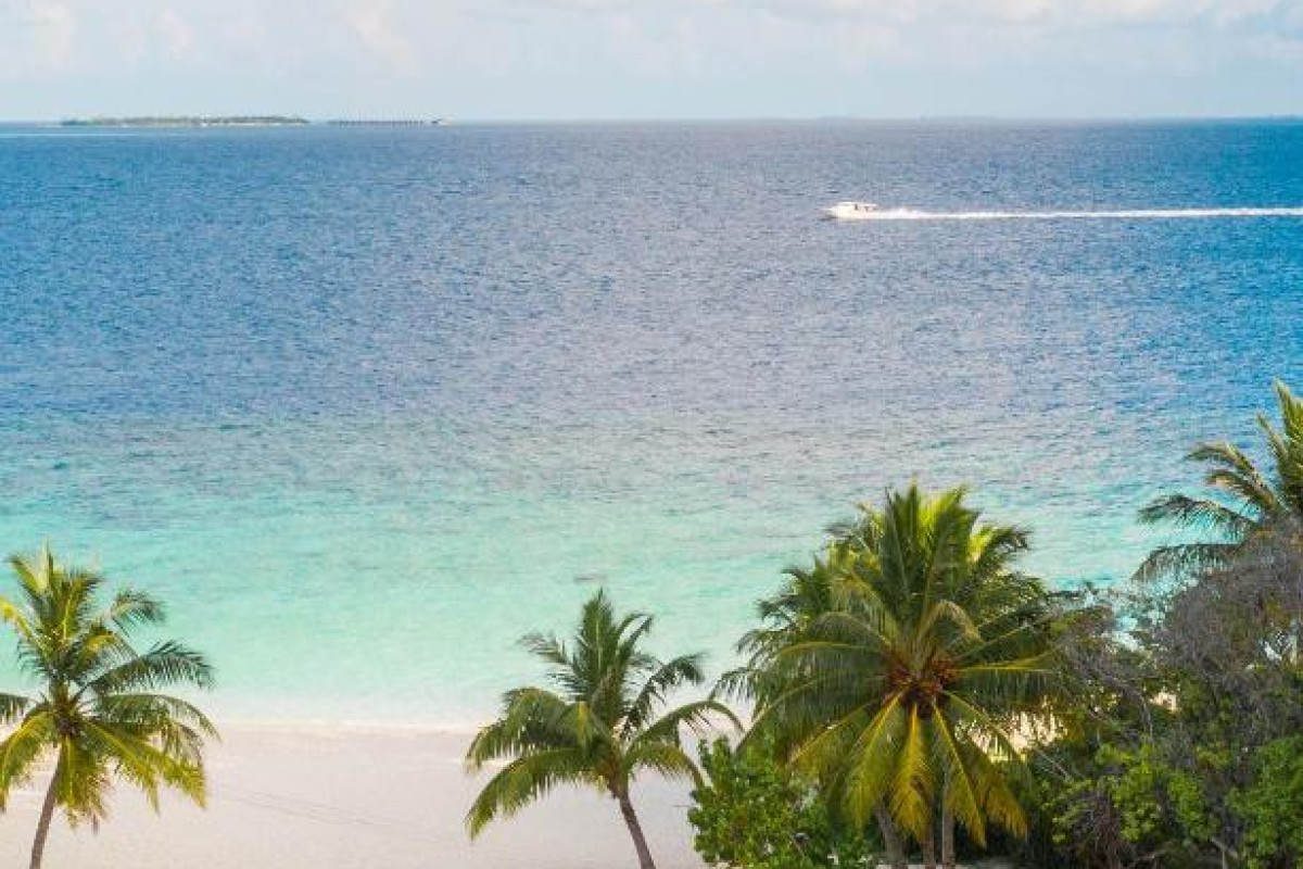 Adaaran Select Meedhupparu Resort