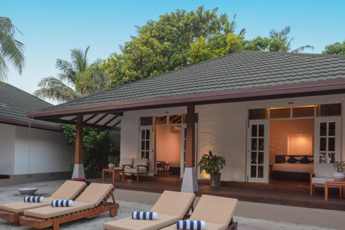 Adaaran Select Meedhupparu Resort