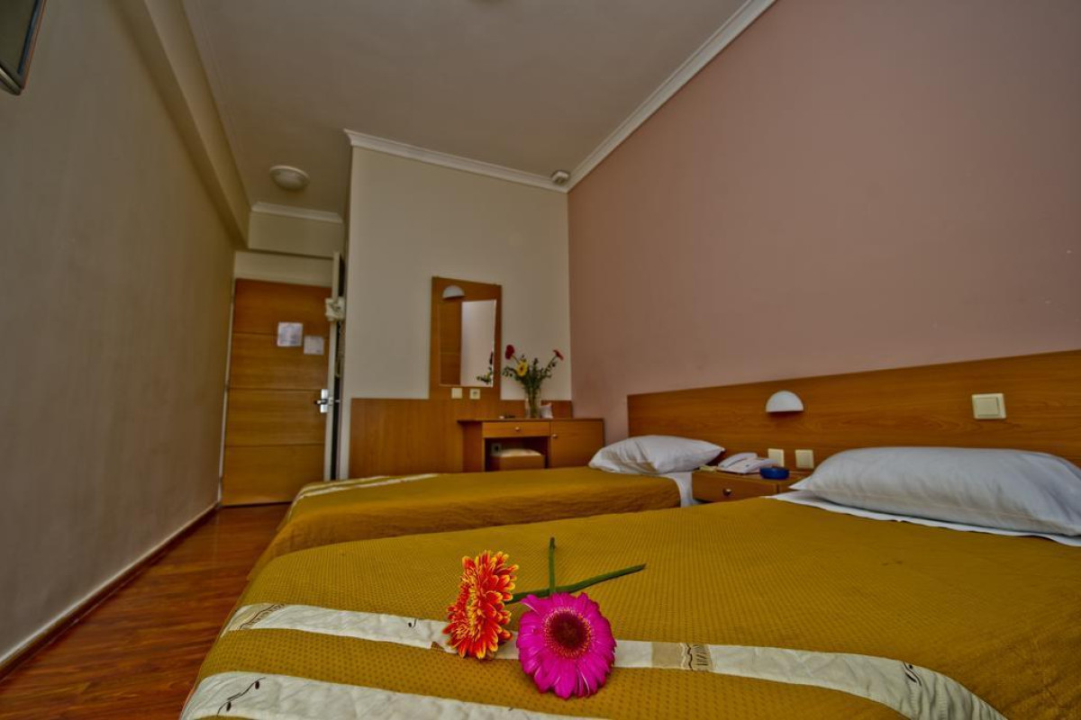 Adonis City Hotel