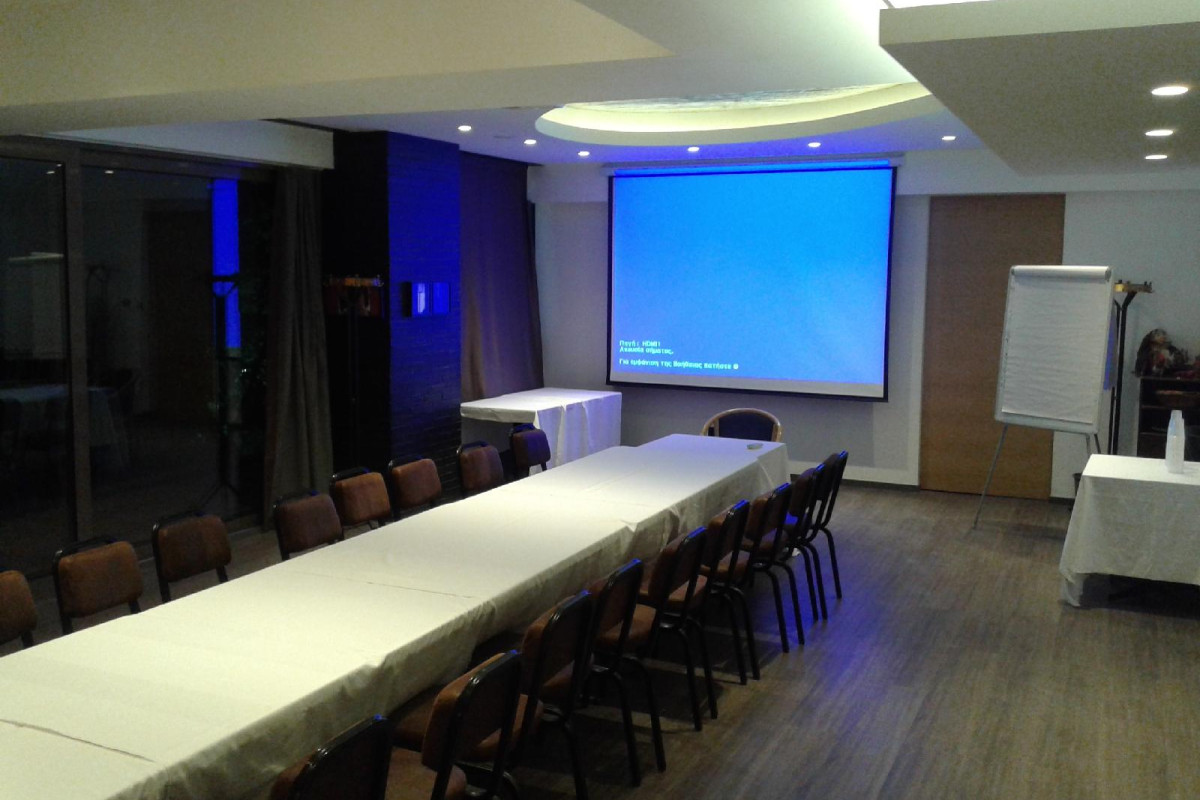 Adonis City Hotel