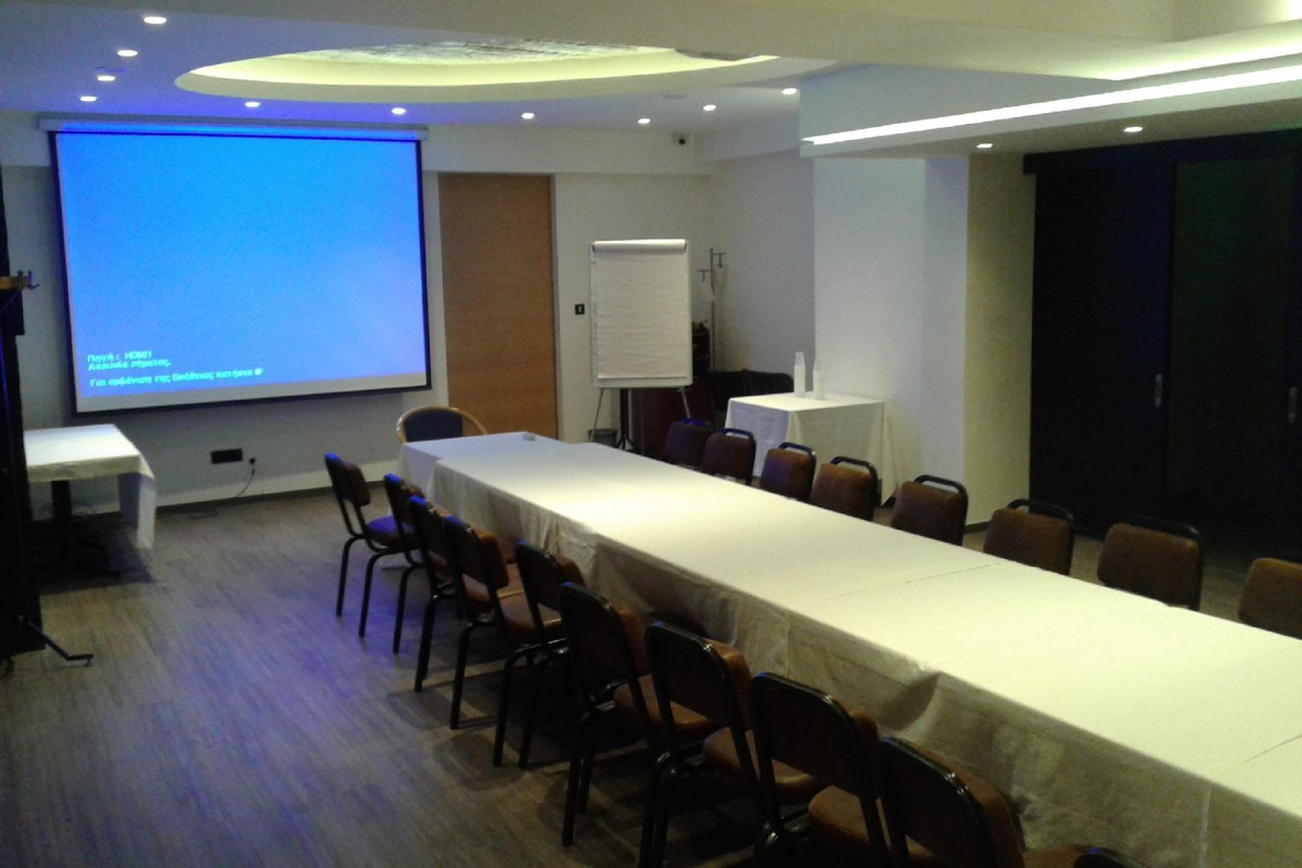 Adonis City Hotel