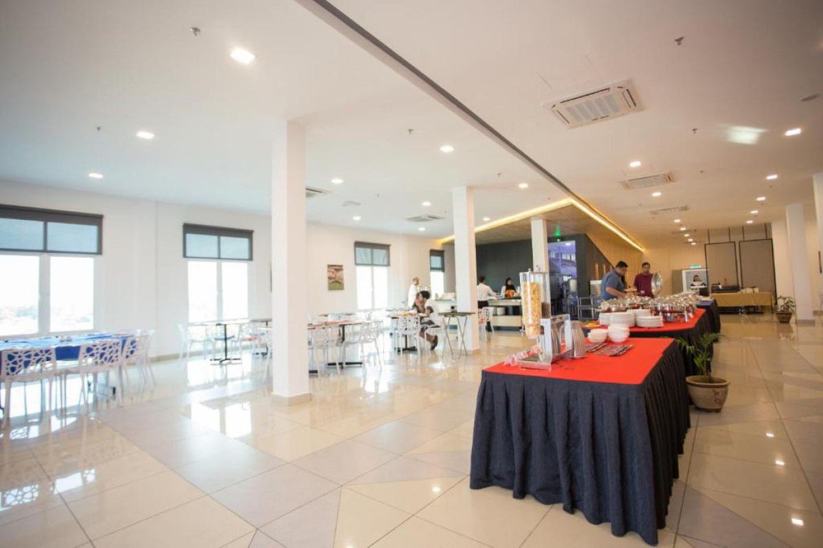 Adya Hotel Chenang