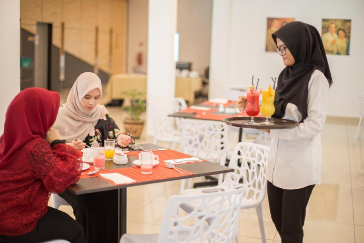 Adya Hotel Chenang
