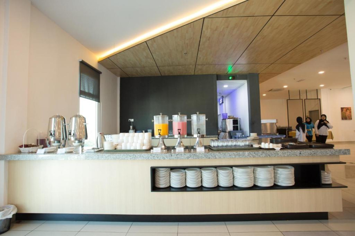 Adya Hotel Chenang