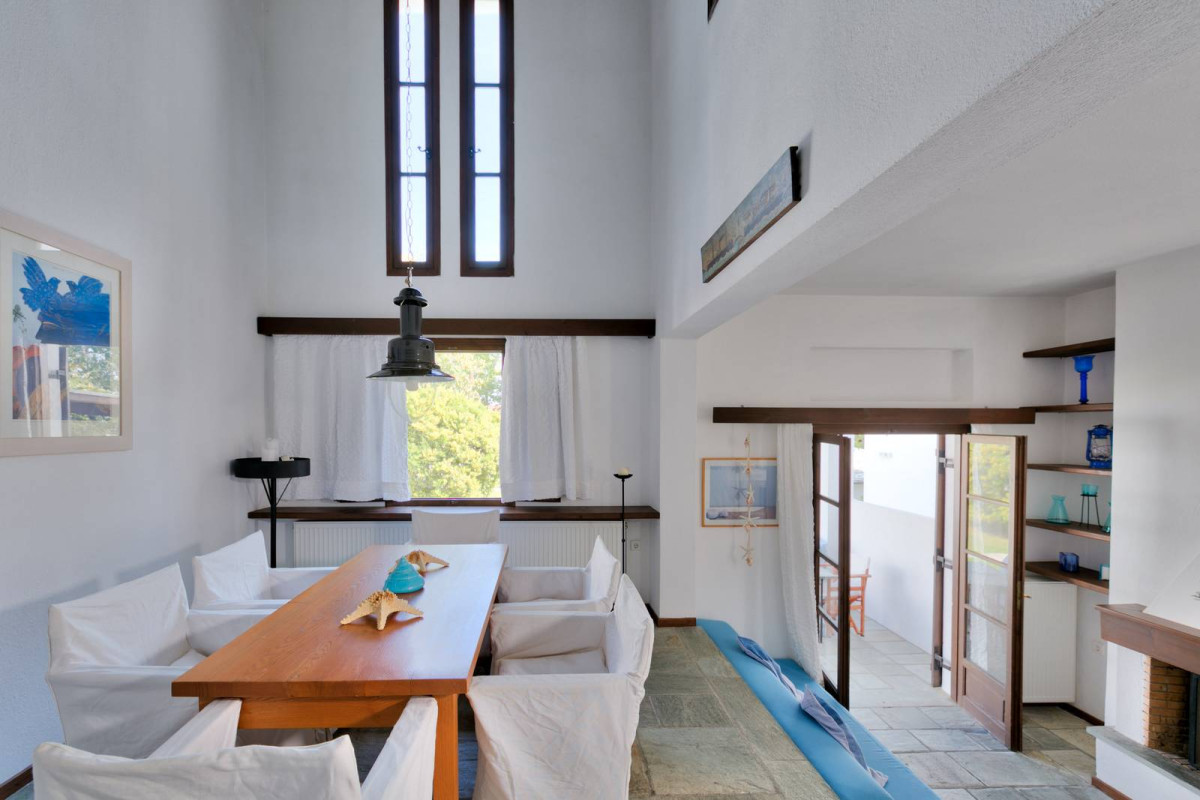 Aeolos Hotel(F)