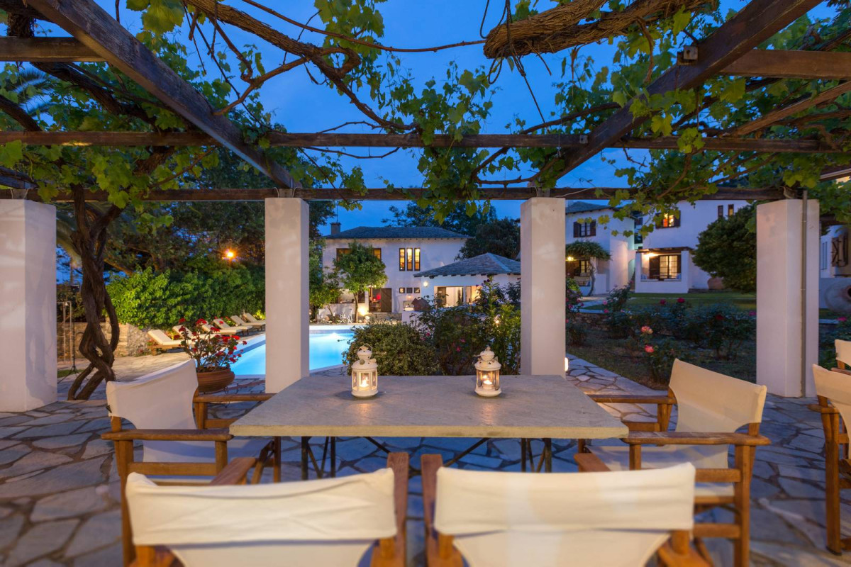 Aeolos Hotel(F)