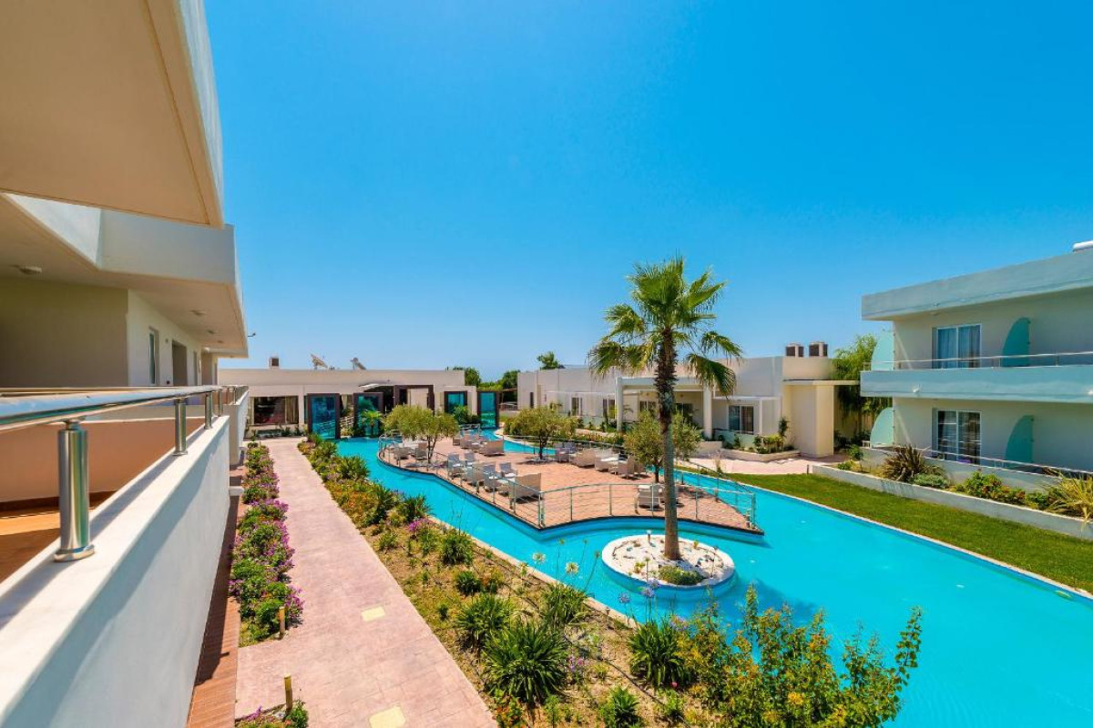 AFANDOU BAY RESORT SUITES
