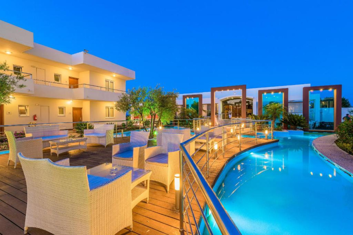 AFANDOU BAY RESORT SUITES