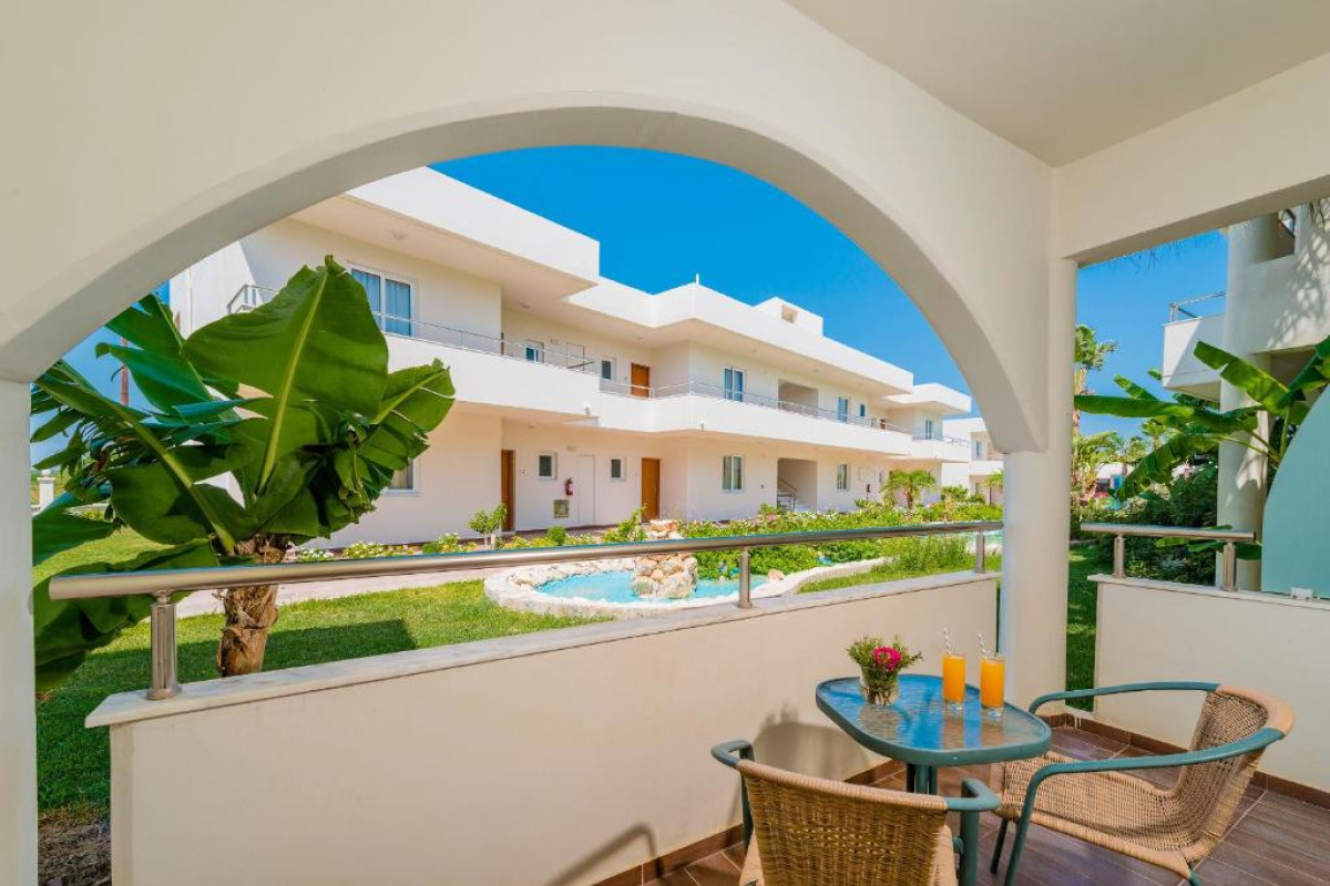 AFANDOU BAY RESORT SUITES
