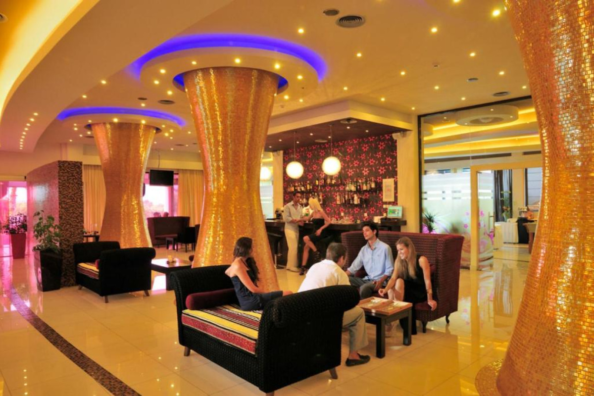 AFANDOU BAY RESORT SUITES