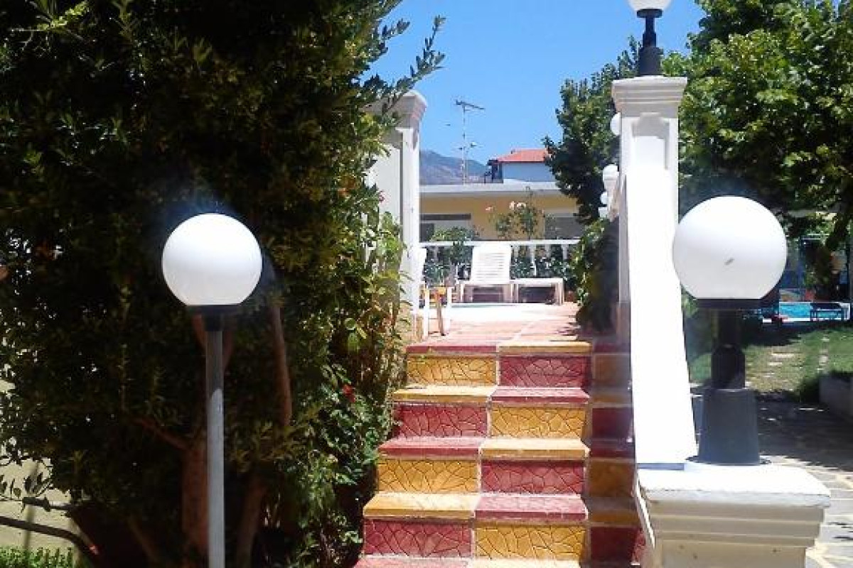 Agali Hotel