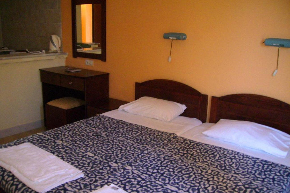AGGELOS FAMILY HOTEL