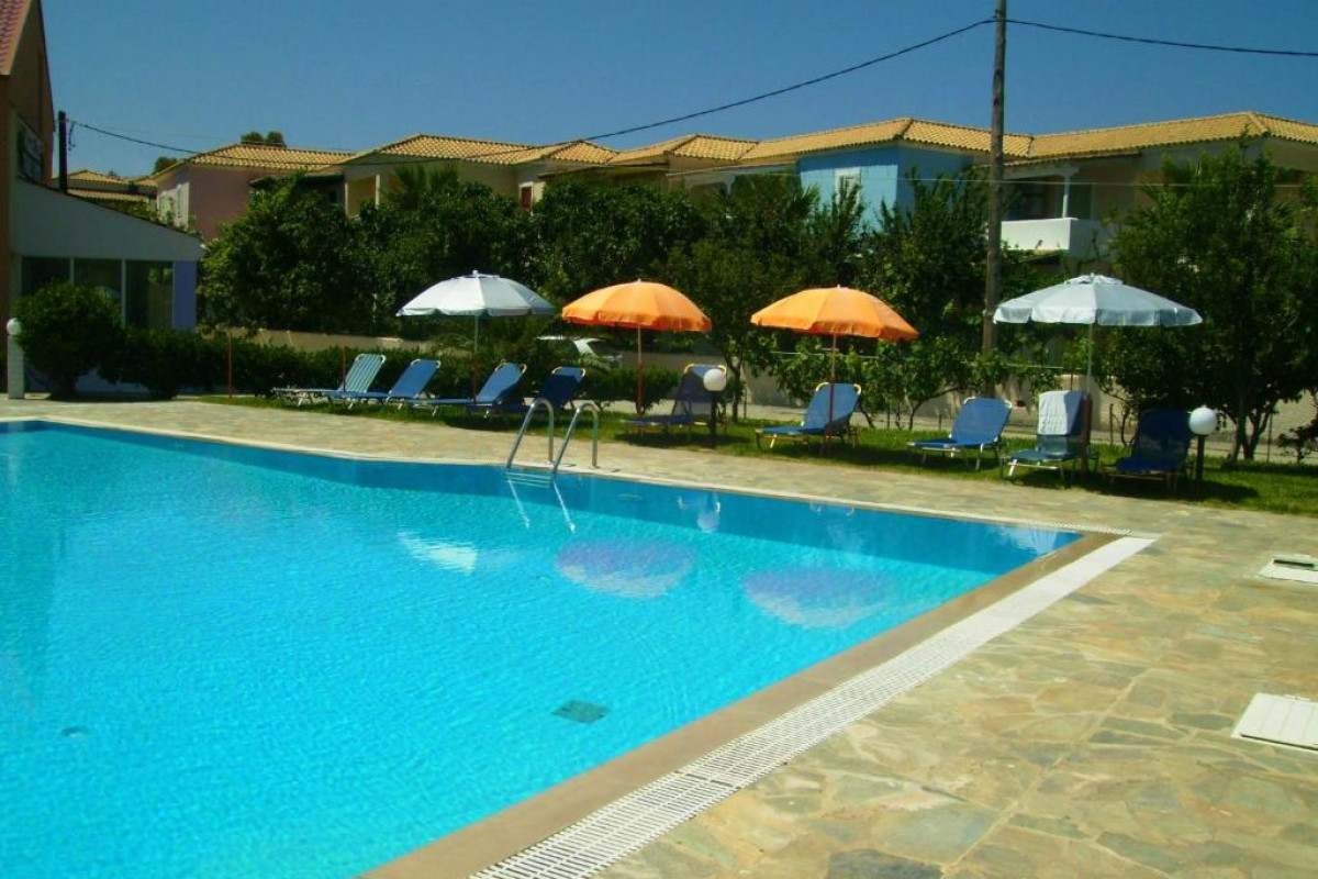 AGGELOS FAMILY HOTEL
