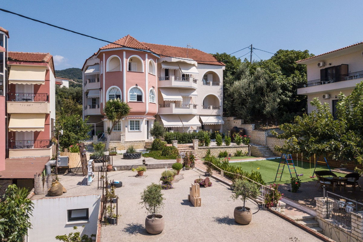 Agios Thomas Hotel