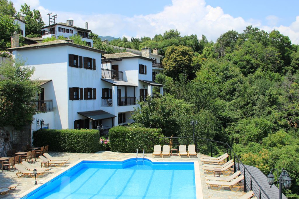 Aglaida Hotel and Apartments