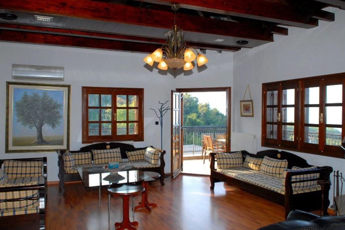 Aglaida Hotel and Apartments