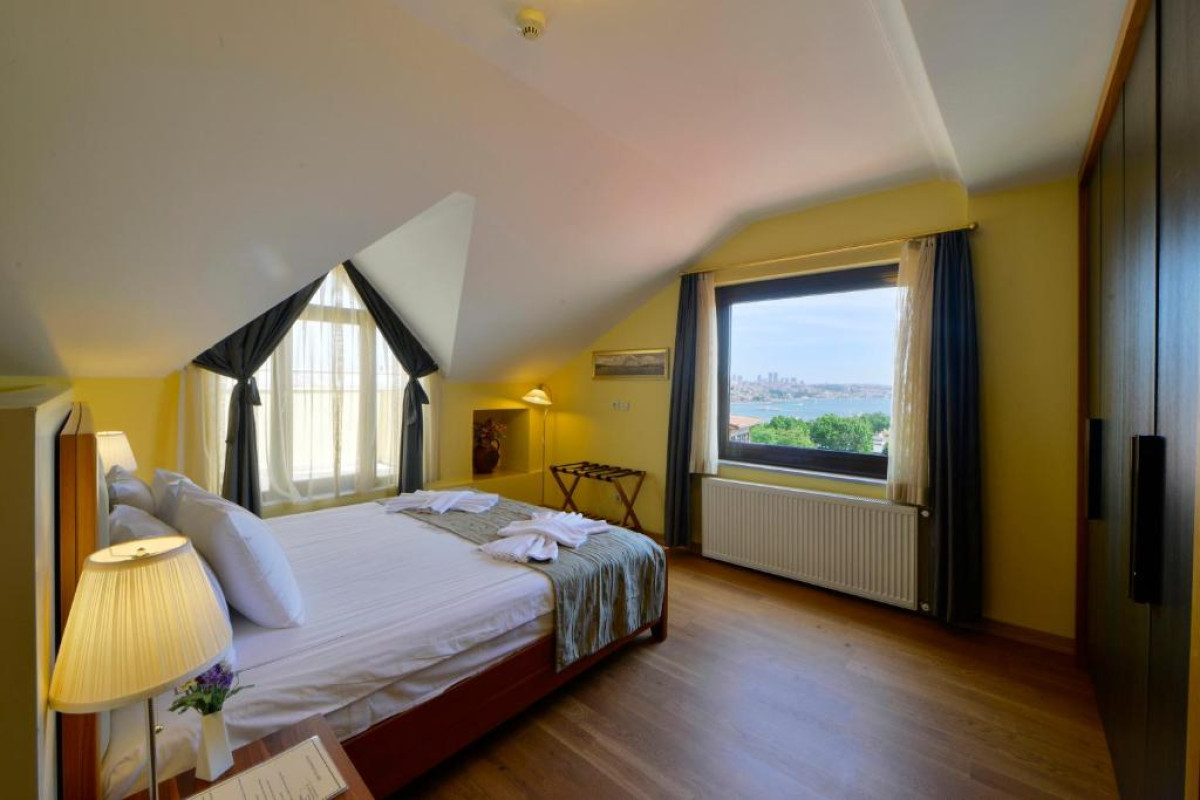 Agora Life Hotel